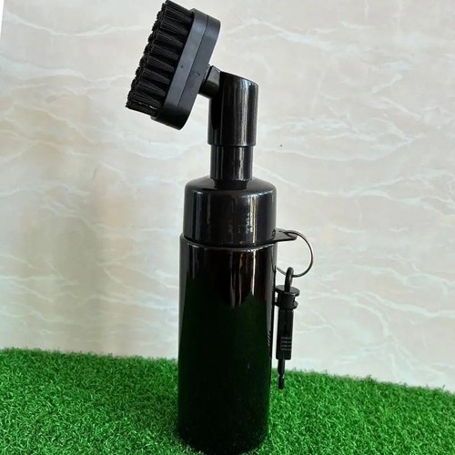 Golf club cleaning - cleaning, brush